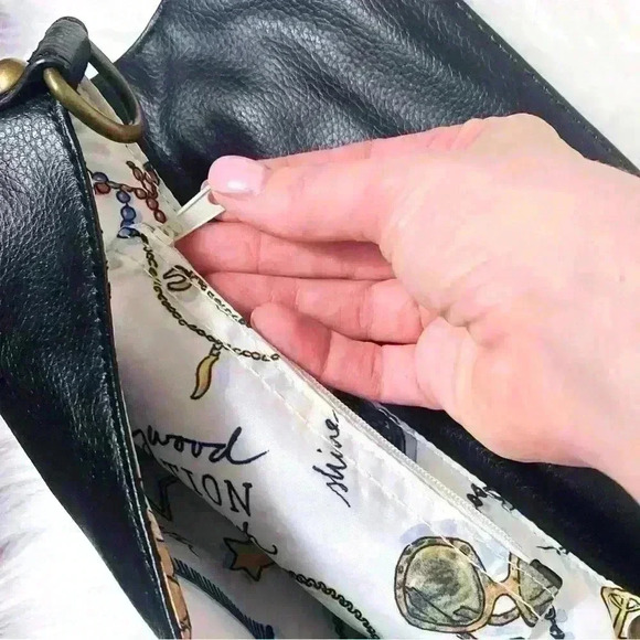 Hollywood Intuition by Jaye Hersh
Women Black Clutch - Picture 3 of 8